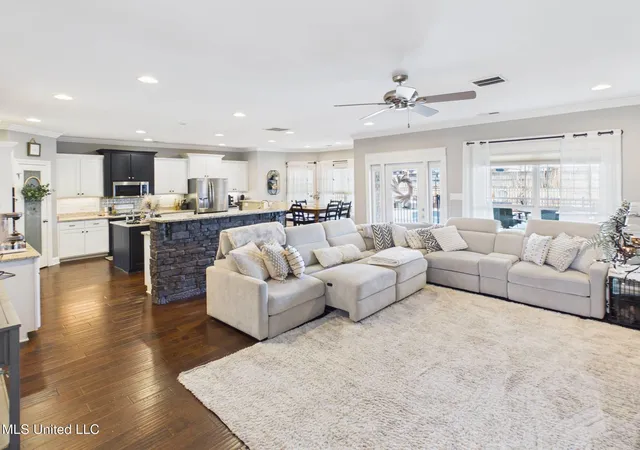 Photo 4 of Single family home for sale at 1108 Merloun Dr, Olive Branch, MS 38654 | MLS# 4139452 | Listing updated on 2026-10-06
