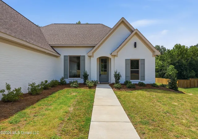 Photo 4 of Sale Pending at 939 Mullican Rd, Florence, MS 39073 | MLS# 4139561 | Listing updated on 2026-08-28