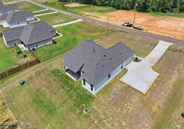 Photo 76 of Sale Pending at 939 Mullican Rd, Florence, MS 39073 | MLS# 4139561 | Listing updated on 2026-08-28