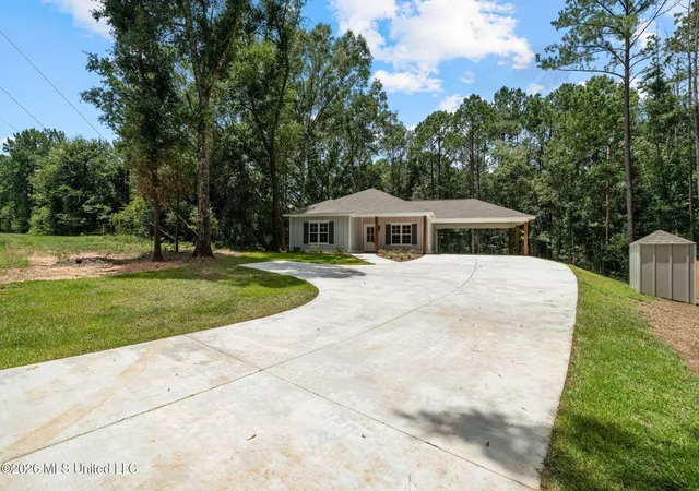 Photo 2 of Sale Pending at 2461 Rocky Branch Rd, Sumrall, MS 39482 | MLS# 4141844 | Listing updated on 2026-08-23