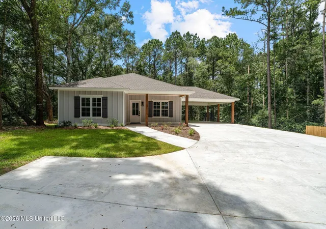 Photo 3 of Sale Pending at 2461 Rocky Branch Rd, Sumrall, MS 39482 | MLS# 4141844 | Listing updated on 2026-08-23