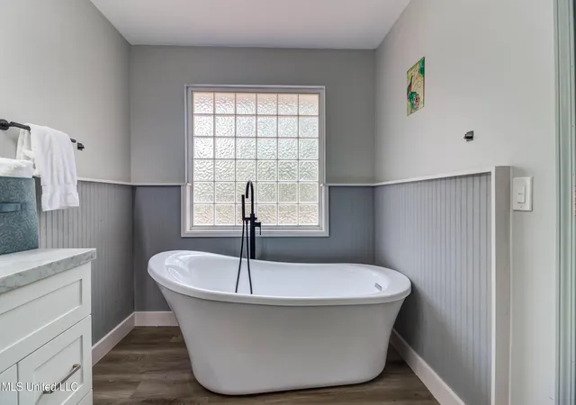 Photo 4 of Single family home for sale at 12522 Wolf River Rd, Gulfport, MS 39503 | MLS# 4140066 | Listing updated on 2026-09-16