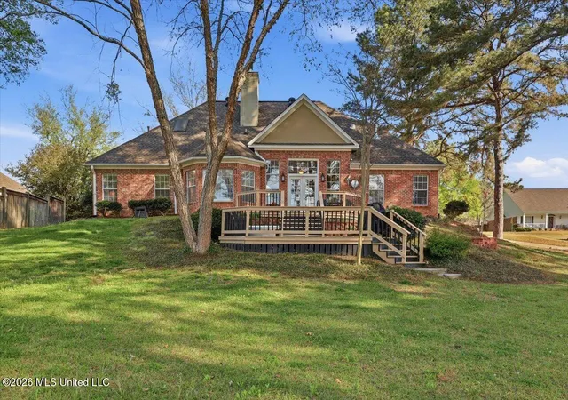 Photo 4 of Sale Pending at 827 Annandale Rd, Madison, MS 39110 | MLS# 4143265 | Listing updated on 2026-09-11