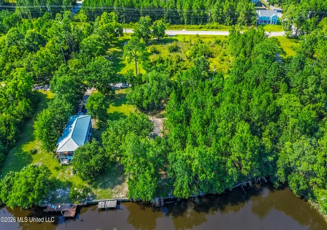 Homes for sale in Pass Christian, MS | 146 Mimosa St, Pass Christian, MS 39571 | MLS# 4139797