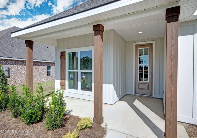 Photo 2 of Single family home for sale at 566 Edenberg Bnd, Pearl, MS 39208 | MLS# 4139829 | Listing updated on 2026-09-17