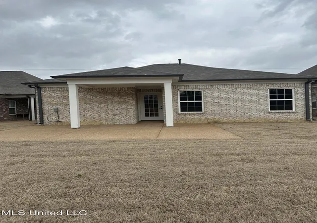 Homes for sale in Southaven, MS | 413 Country Garden Dr, Southaven, MS 38671 | MLS# 4139886
