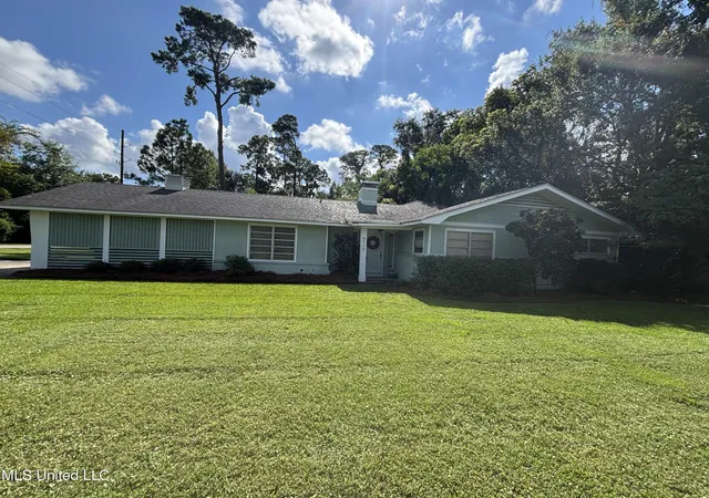 Homes for sale in Gulfport, MS | 4712 Oak Ave, Gulfport, MS 39507 | MLS# 4140616