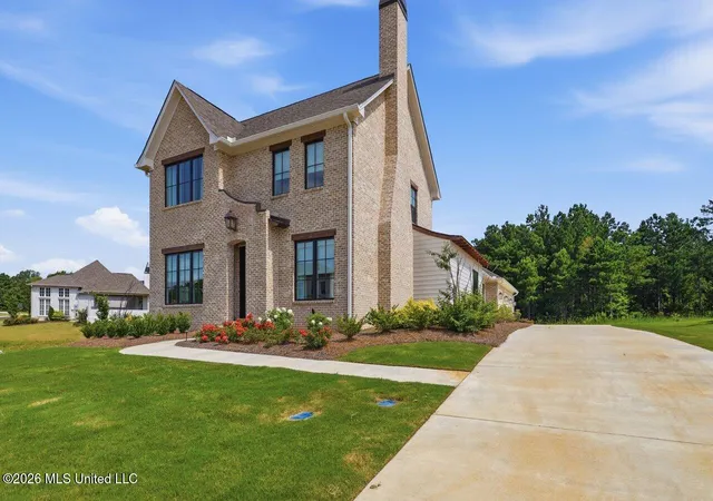 Homes for sale in Flowood, MS | 619 Big Valley Loop, Flowood, MS 39232 | MLS# 4140046