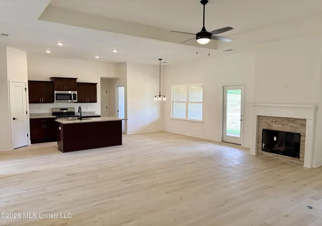 2nd image of 70 Farley Rd, Byhalia, MS 38611 | MLS# 4140044
