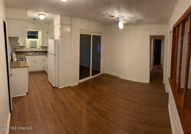 Photo 4 of Single family home for sale at 1066 Branch St, Jackson, MS 39212 | MLS# 4140830 | Listing updated on 2026-05-22