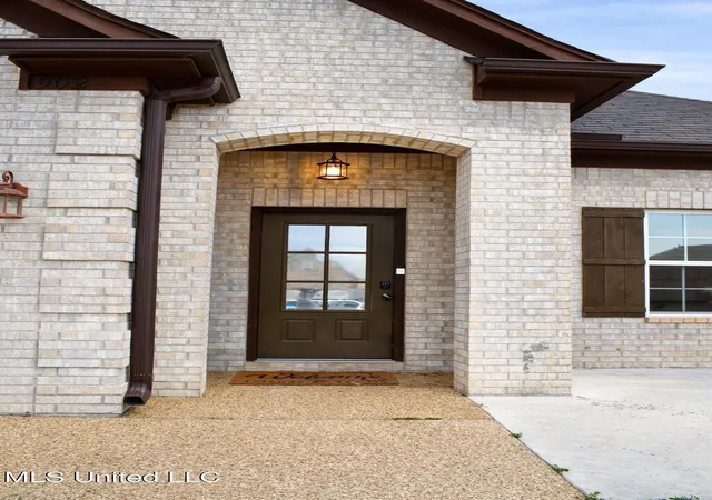 3rd image of 9025 Billy Pat Dr, Olive Branch, MS 38654 | MLS# 4140250