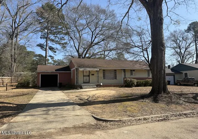 Photo 1 of Single family home for sale at 1054 Matthews Ave, Jackson, MS 39209 | MLS# 4140829 | Listing updated on 2026-05-22