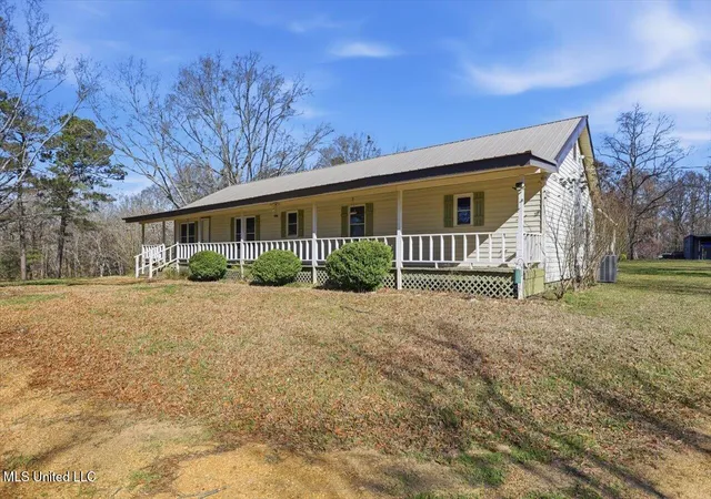 Homes for sale in Crystal Springs, MS | 13131 New Zion Rd, Crystal Springs, MS 39059 | MLS# 4140229