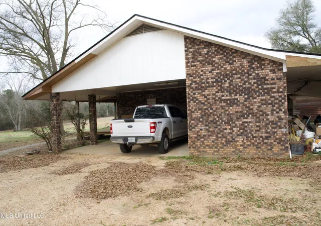 Photo 4 of Sale Pending at 48 Fulgham Rd, Tylertown, MS 39667 | MLS# 4140396 | Listing updated on 2026-03-30