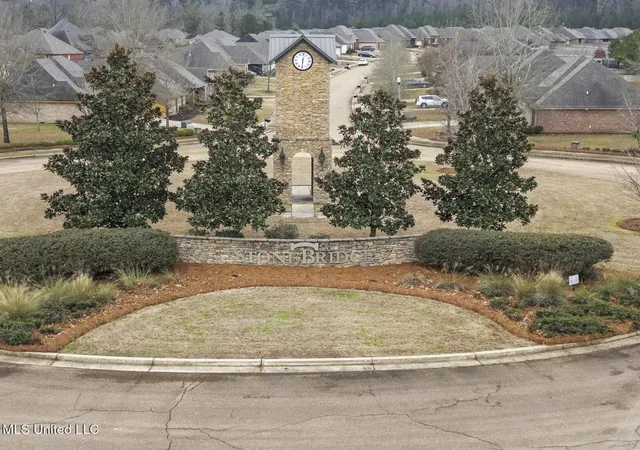 4th image of 002 Stonebridge, Brandon, MS 39042 | MLS# 4140345