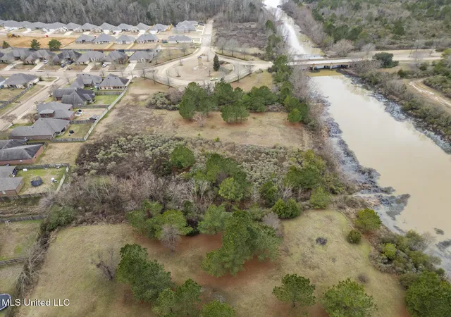 9th image of 002 Stonebridge, Brandon, MS 39042 | MLS# 4140345