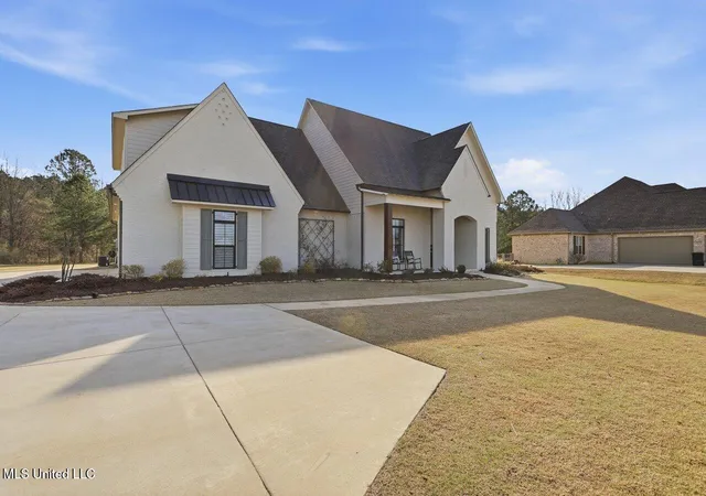 3rd image of 400 Calvary Xing, Brandon, MS 39047 | MLS# 4140485