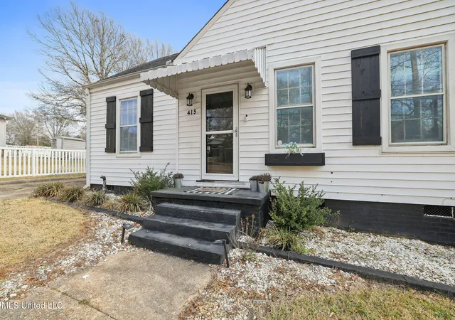 Homes for sale in Mc Comb, MS | 415 S 5Th St, Mc Comb, MS 39648 | MLS# 4140558