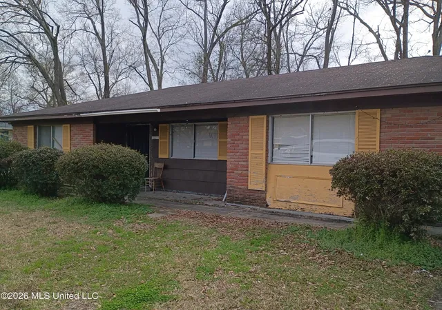 Homes for sale in Jackson, MS | 1517 Woody Dr, Jackson, MS 39212 | MLS# 4140726