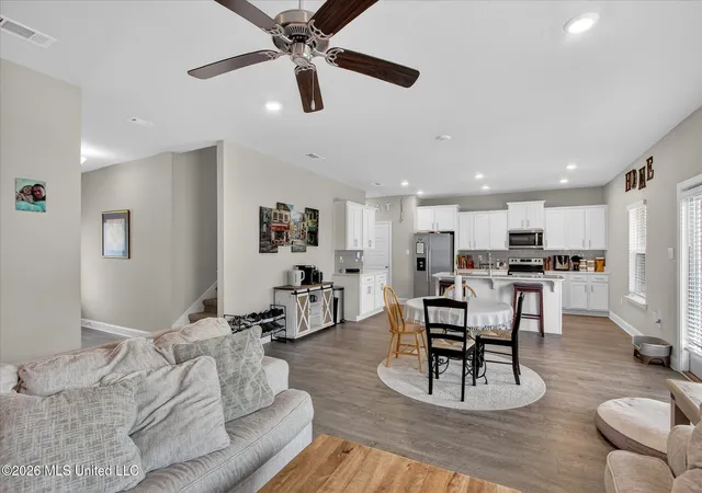 4th image of 6016 Penni Ln, Ocean Springs, MS 39564 | MLS# 4140948