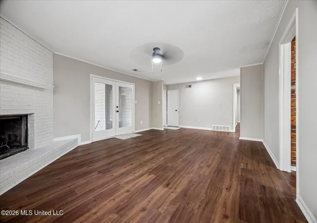 Photo 3 of Single family home for sale at 5698 Shannon Dr, Horn Lake, MS 38637 | MLS# 4160689 | Listing updated on 2026-09-17