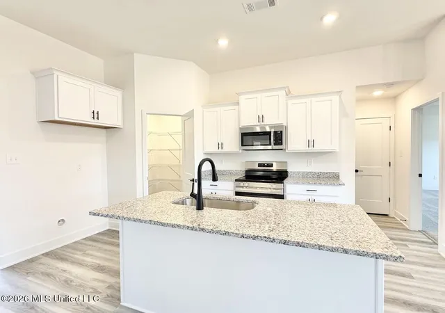2nd image of 14859 Fritz Cir, Gulfport, MS 39503 | MLS# 4141258