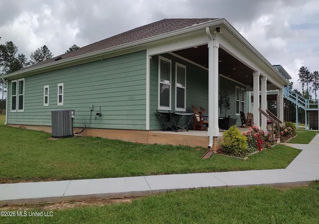 Photo 3 of Single family home for sale at 5279 Highway 13, Lumberton, MS 39455 | MLS# 4141384 | Listing updated on 2026-09-14