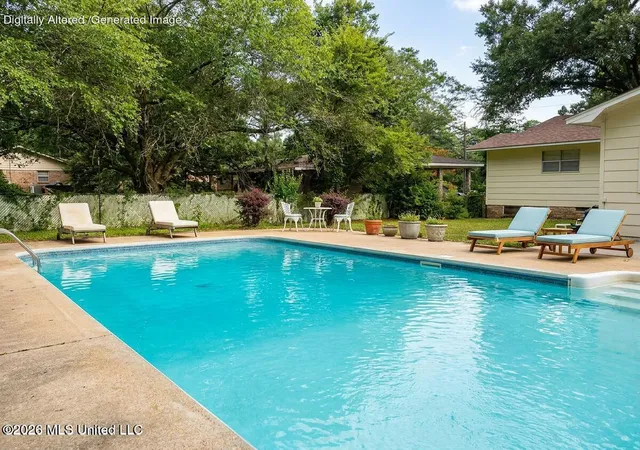 Photo 2 of Sale Pending at 1242 W 18th Street, Laurel, MS 39440 | MLS# 4141477 | Listing updated on 2026-08-29