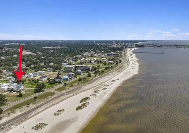2nd image of 567 Maria Ave, Gulfport, MS 39501 | MLS# 4141461