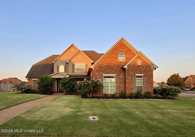 Photo 1 of Single family home for sale at 1052 N Aquila Cir, Olive Branch, MS 38654 | MLS# 4141497 | Listing updated on 2026-08-26
