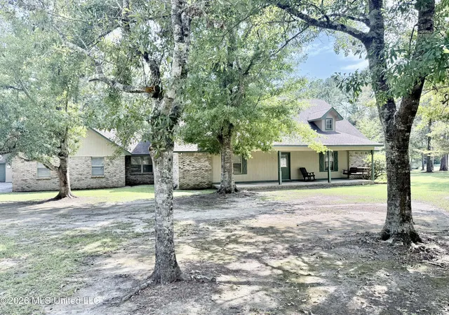 Photo 3 of Single family home for sale at 6312 Bond Hl Rd, Moss Point, MS 39562 | MLS# 4141760 | Listing updated on 2026-08-23
