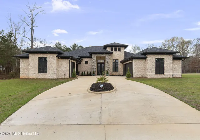 Photo 1 of Single family home for sale at 125 Breckenridge Dr, Brandon, MS 39042 | MLS# 4141849 | Listing updated on 2026-09-02
