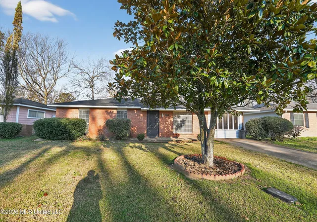 Photo 3 of Single family home for sale at 6559 George Washington Dr, Jackson, MS 39213 | MLS# 4142363 | Listing updated on 2026-09-16