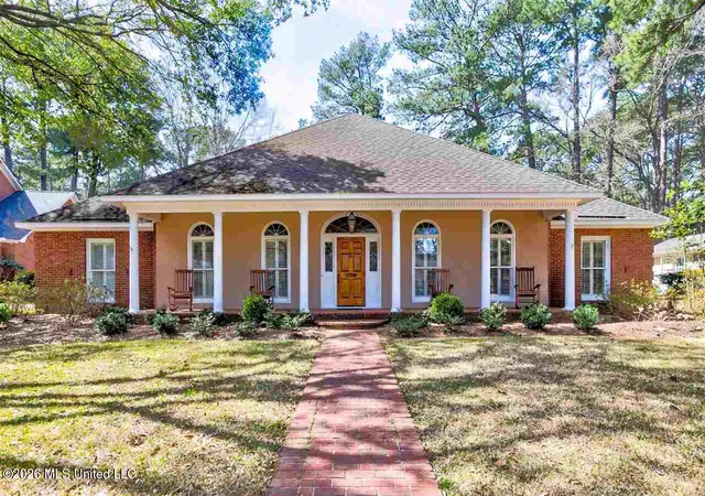 Photo 1 of Single family home for sale at 5471 River Thames Pl, Jackson, MS 39211 | MLS# 4148692 | Listing updated on 2026-07-26
