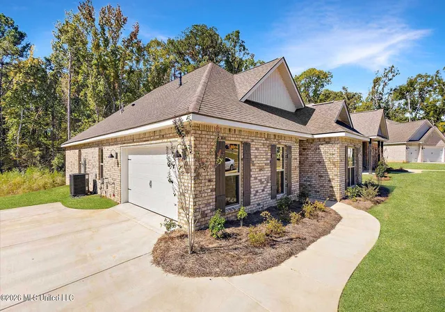 Homes for sale in Pearl, MS | 408 Piney Dr, Pearl, MS 39208 | MLS# 4143246