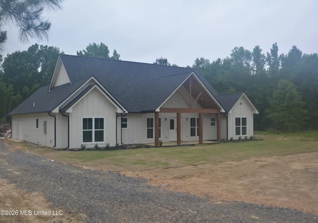 Homes for sale in Pelahatchie, MS | 2165 N Mississippi 43, Pelahatchie, MS 39145 | MLS# 4142164