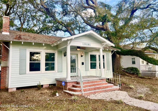 Photo 2 of Single family home for sale at 910 40th Avenue, Gulfport, MS 39501 | MLS# 4142257 | Listing updated on 2026-08-26
