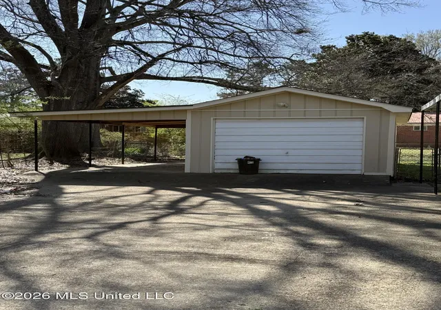 Homes for sale in Senatobia, MS | 208 Norwood St, Senatobia, MS 38668 | MLS# 4142258