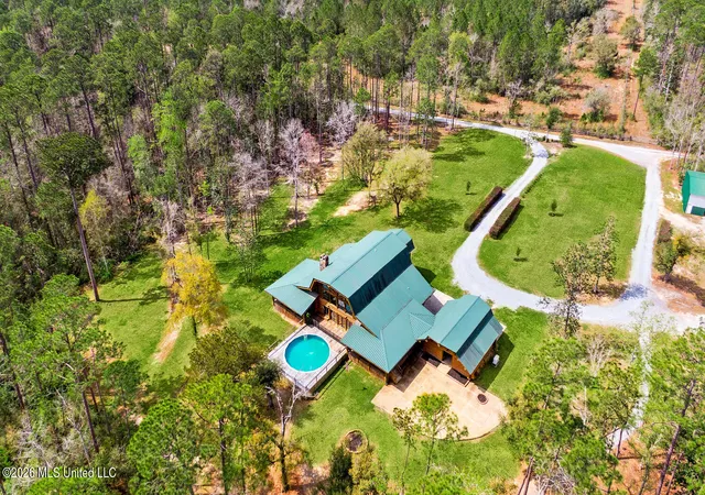 Homes for sale in Kiln, MS | 7190 Paradise Rd, Kiln, MS 39556 | MLS# 4146601