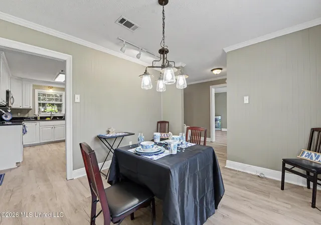 Photo 3 of Single family home for sale at 1403 Churchill Dr, Ocean Springs, MS 39564 | MLS# 4142399 | Listing updated on 2026-08-26