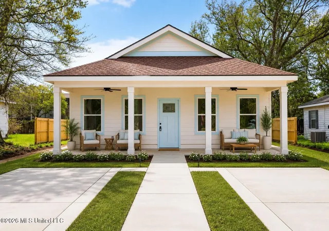 Photo 1 of Single family home for sale at 2041 Southern Ave, Biloxi, MS 39531 | MLS# 4142486 | Listing updated on 2026-07-28