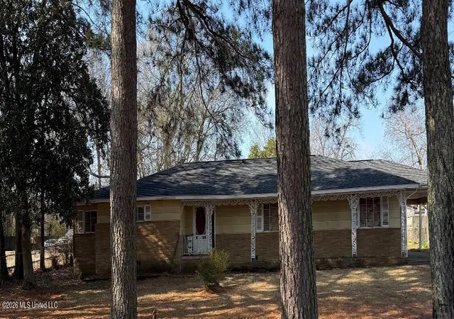 1st image of 4407 Sunset Dr, Jackson, MS 39213 | MLS# 4142461