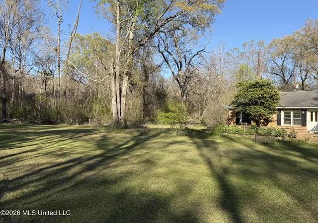 2nd image of 11 Knotts Rd, Natchez, MS 39120 | MLS# 4142464