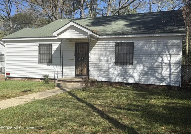 Photo 3 of Single family home for sale at 4238 Sagamore St, Jackson, MS 39209 | MLS# 4142487 | Listing updated on 2026-03-30