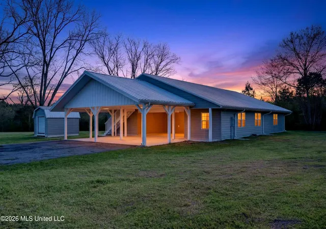 Homes for sale in Lumberton, MS | 1059 Thomas School Rd, Lumberton, MS 39455 | MLS# 4142884