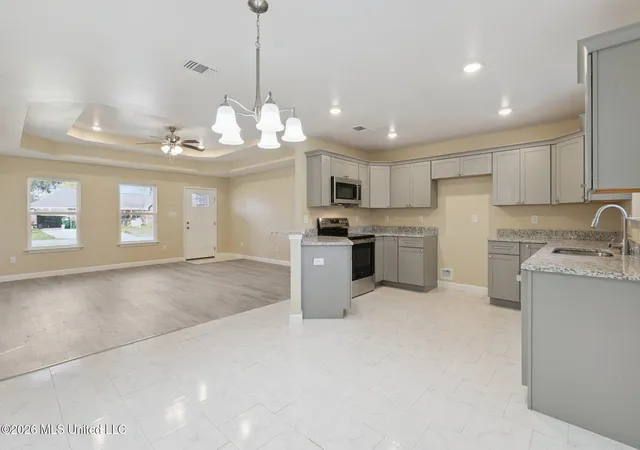 Homes for sale in Gautier, MS | 8195 Redstone Dr, Gautier, MS 39553 | MLS# 4142630