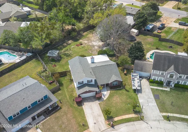 Photo 3 of Sale Pending at 2071 Stone Brg Dr, Biloxi, MS 39532 | MLS# 4143868 | Listing updated on 2026-08-22