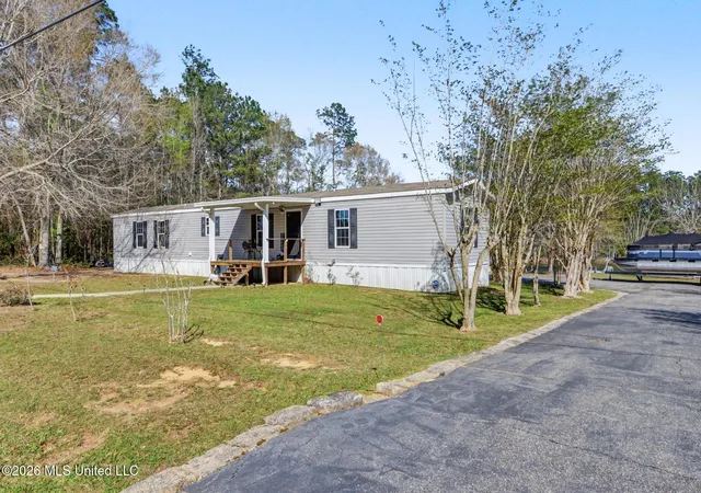 Homes for sale in Perkinston, MS | 7188 Lake Dr, Perkinston, MS 39573 | MLS# 4142985