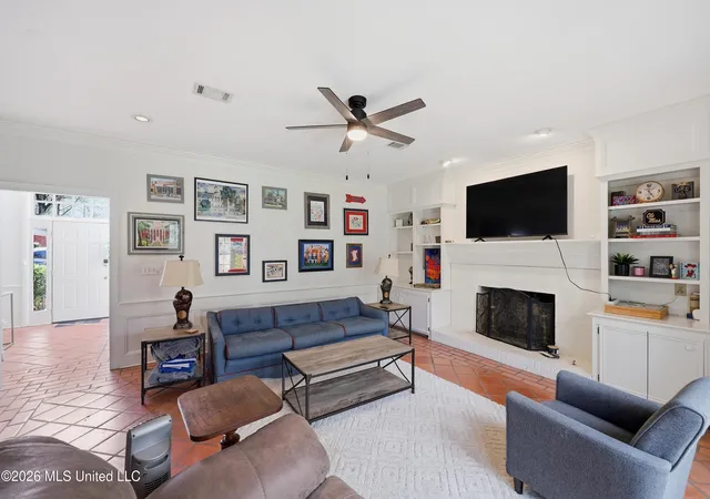 3rd image of 1036 Newland St, Jackson, MS 39211 | MLS# 4142953
