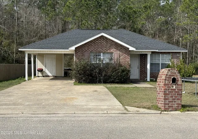Photo 1 of Single family home for sale at 3303 55th Avenue, Gulfport, MS 39501 | MLS# 4143577 | Listing updated on 2026-10-06